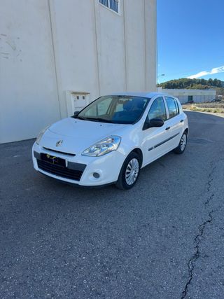 Renault Clio 2012 1.5 dci