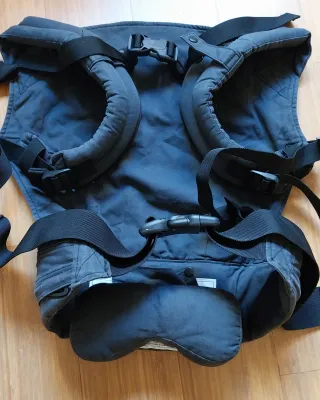 Mochila Portabebés Boba Gris