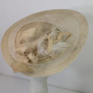 Tocado Fiesta Beige/