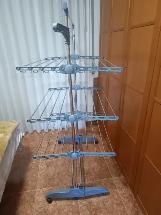 Tendedero vertical plegable
