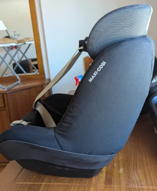 Cadeirinha Maxi-Cosi 9-18kg com base
