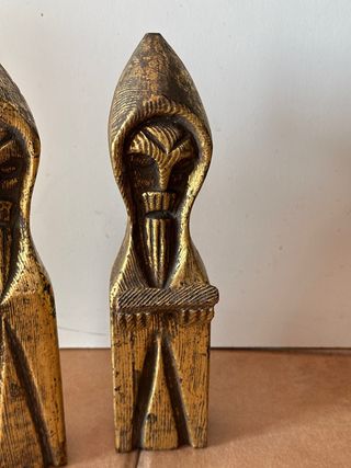 4 Figuras Monjes Madera Tallada