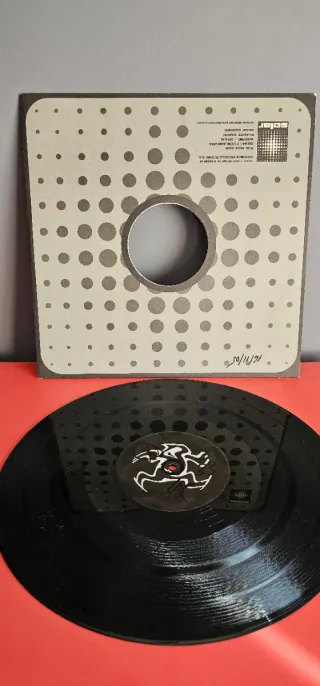 Sultan & Tommyboy - You Make Me Feel Extacy