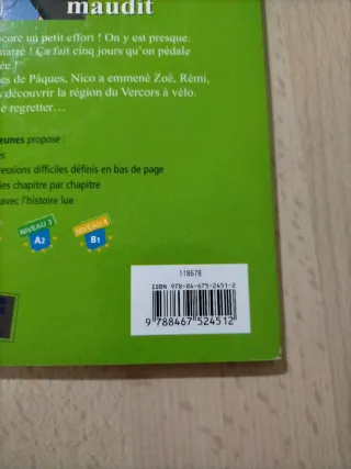 Nico et le village maudit. Bibliojeunes. Niveau A2