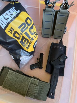 Pack Airsoft: Gafas, Porta cargadores etc
