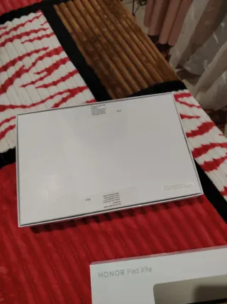 Móvil negro sin estrenar