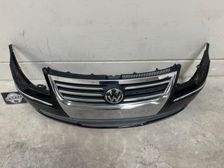 Defensa Touran 2008 Xenon