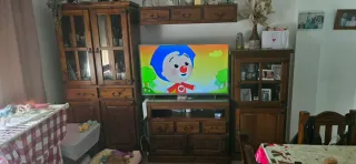 mueble macizo rustico en buenas condiciones