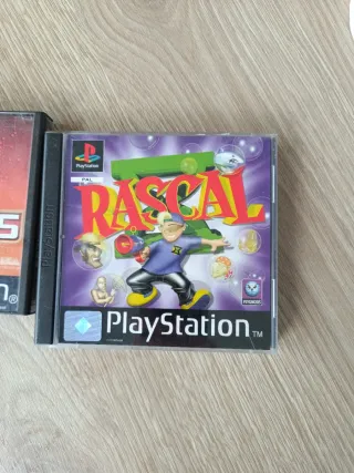 PS1: Small Soldiers y Rascal Pequeños guerreros