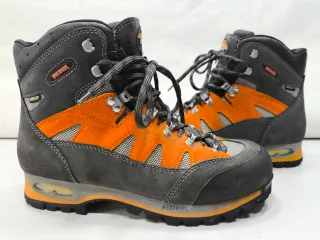 Botas de montaña Meindl naranja y gris