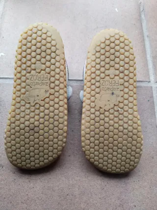 Zapatillas Feroz rosas