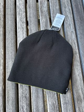 Gorro Oakley Ellipse Verde Lima