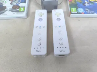 Nintendo Wii + Volantes +Juegos+Mandos