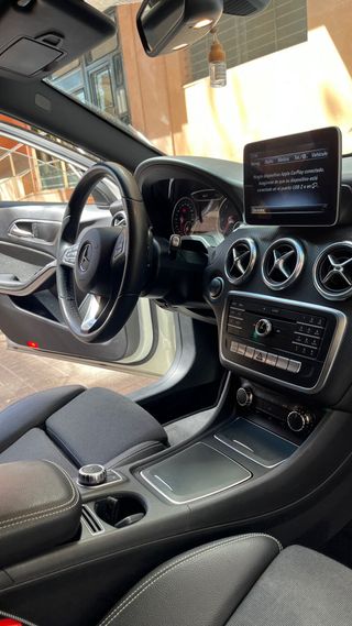 Mercedes-Benz Clase A 200 d 7G-DCT Pack AMG