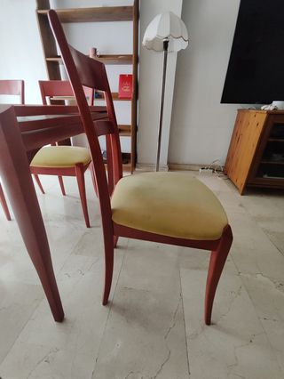 Mesa comedor extensible con 4 sillas