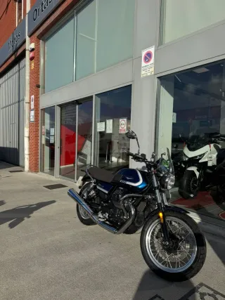 Moto Guzzi V7 classic