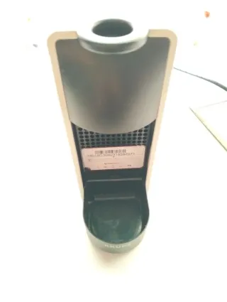 Cafetera Krups Nespresso Blanca