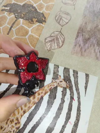 Figura Demogorgon Negra