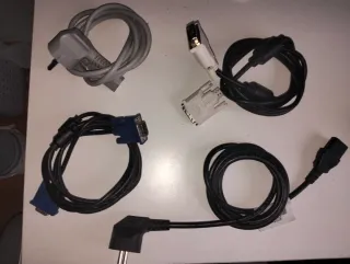 PC Medion Negro + Monitor + Teclado