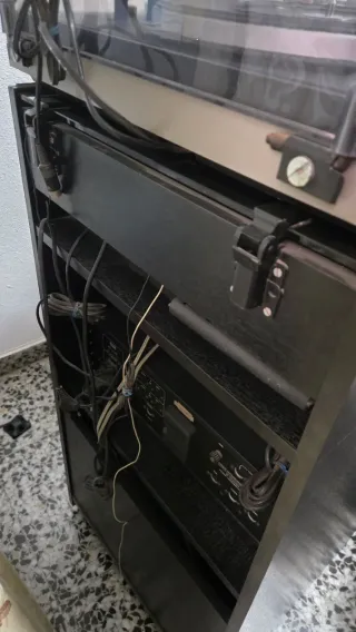 Torre de Sonido Emerson y Sony con Tocadiscos