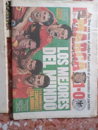 Periódicos deportivos MARCA y Superdeporte