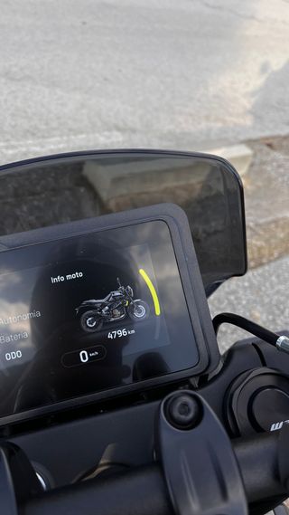 Husqvarna Svartpilen 125