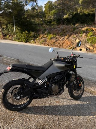 Husqvarna Svartpilen 125