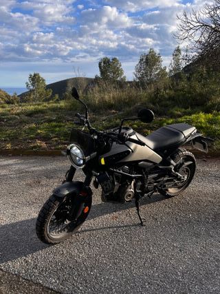 Husqvarna Svartpilen 125