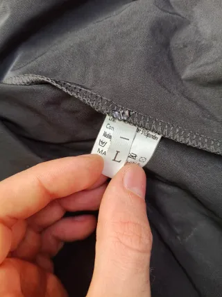 Mono brillante con cremallera