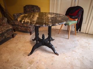 Tavolo rotondo legno e marmo stile antico