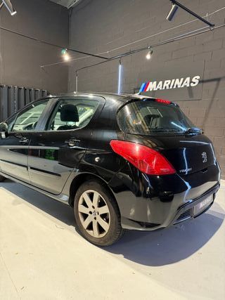 Peugeot 308 1.6 VTi 120 CV SPORT – 2010 – Gasolina