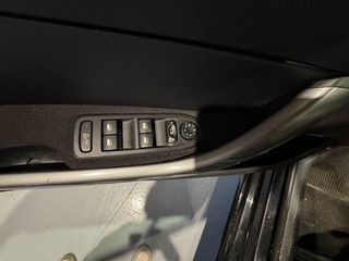 Peugeot 308 1.6 VTi 120 CV SPORT – 2010 – Gasolina