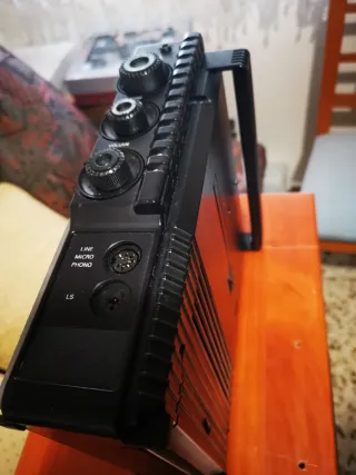 Radio Cassette Philips 073 Automatic 3 frecuencias