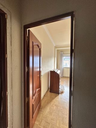 Puerta de madera maciza 72,5x203 cm