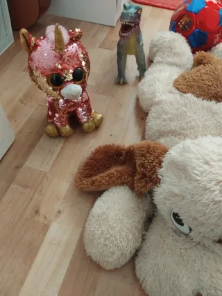 Lote de Juguetes: Pelota, Dinosaurio, Perro