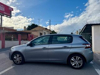 Peugeot 308 2015