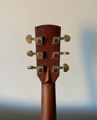 Guitarra Harley B CLD-41SE WN