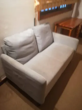 Divano a 2 posti grigio