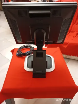 Monitor HP Compaq LA1951g Plata/Negro.