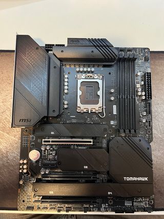Placa base MSI MAG Z690 Tomahawk DDR4