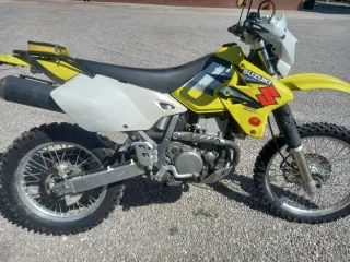 Suzuki DRZ400S Enduro Moto