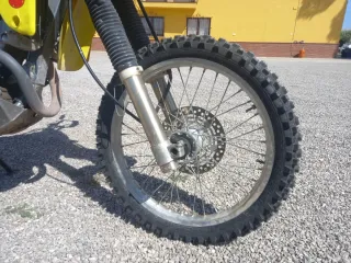 Suzuki DRZ400S Enduro Moto