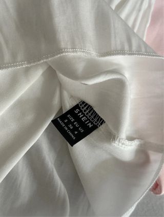 Conjunto Top Rosa y Falda Pantalón Blanca