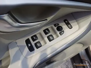 VOLVO V40 CROSS COUNTRY 2.0 D3 SUMMUM AUTO 150 CV