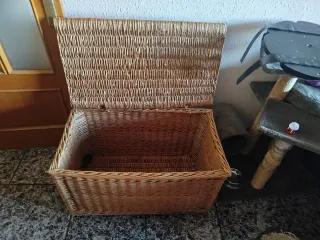 Baúl de mimbre grande