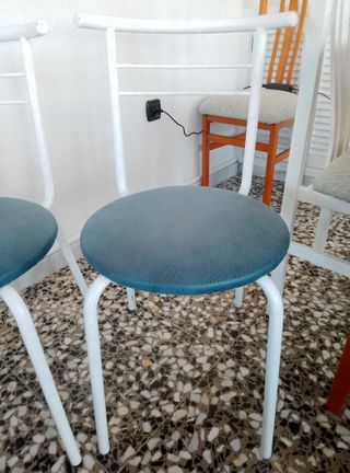 Juego de 2 sillas de hierro blancas