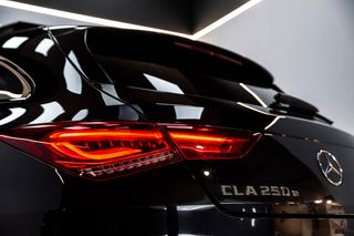 MERCEDES-BENZ CLA 250 e Shooting Brake