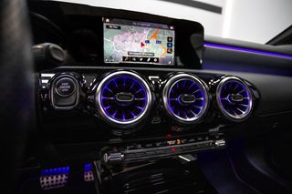 MERCEDES-BENZ CLA 250 e Shooting Brake