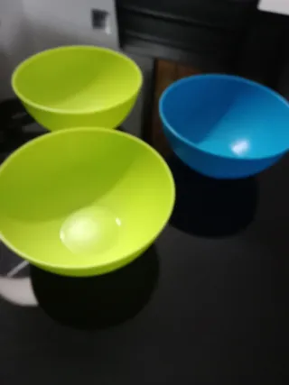 Juego de 4 Platos  y 3 boles Aperitivo