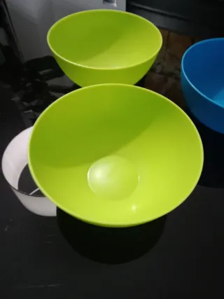 Juego de 4 Platos  y 3 boles Aperitivo